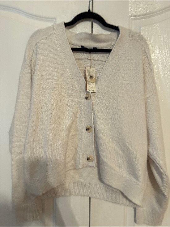 Sweaters - Women’s V-Neck Cream Button over sized super soft Cardigan Sweater